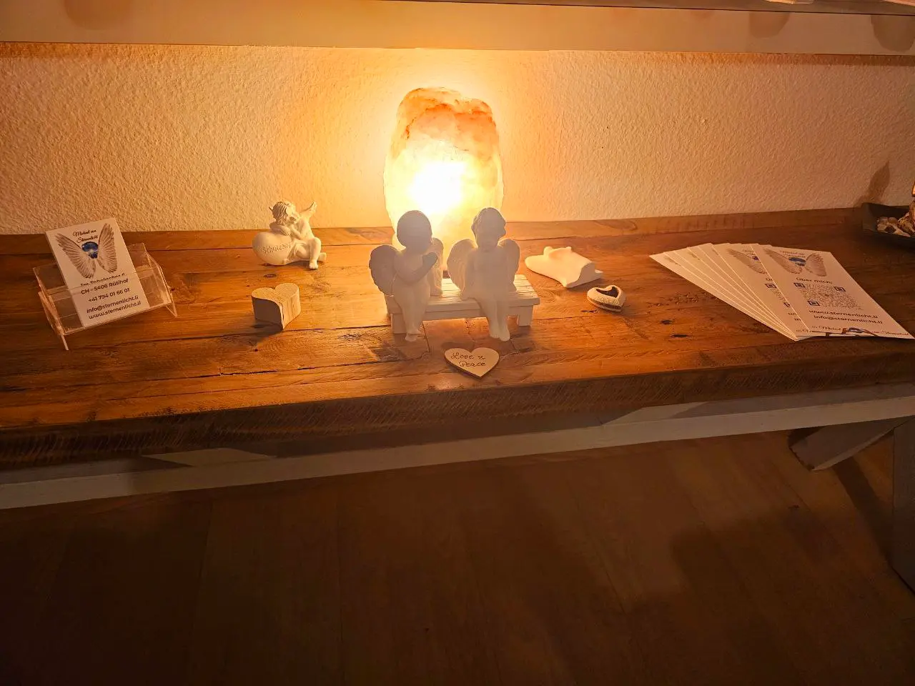 zwei-engel-auf-einer-bank-michael-von-sternenlicht Zwei Engel auf einer mini Holzbank michael von sternenlicht
